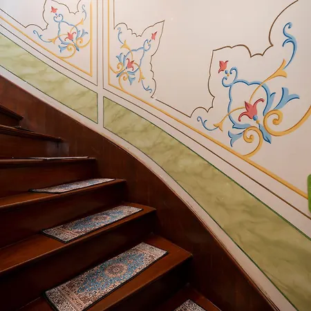 Hotel Valeria Antique 1892