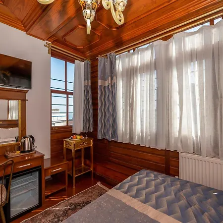Valeria Antique 1892 * Istambul