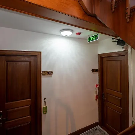 Valeria Antique 1892 Hotel