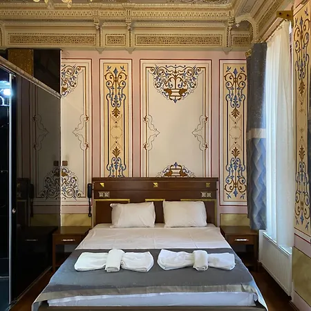 Valeria Antique 1892 Hotel