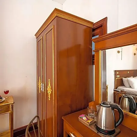 Valeria Antique 1892 Hotel *