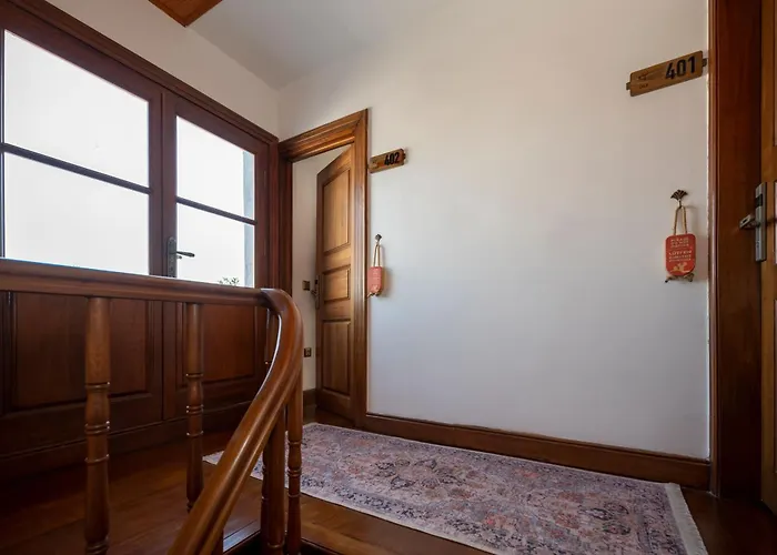 מלון Valeria Antique 1892 *