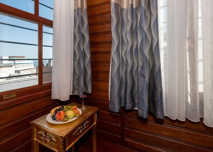 מלון Valeria Antique 1892