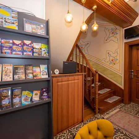 Valeria Antique 1892 מלון *