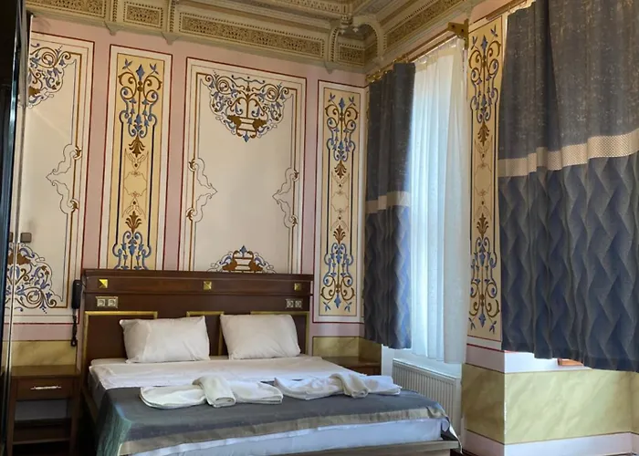 Otel Valeria Antique 1892 *