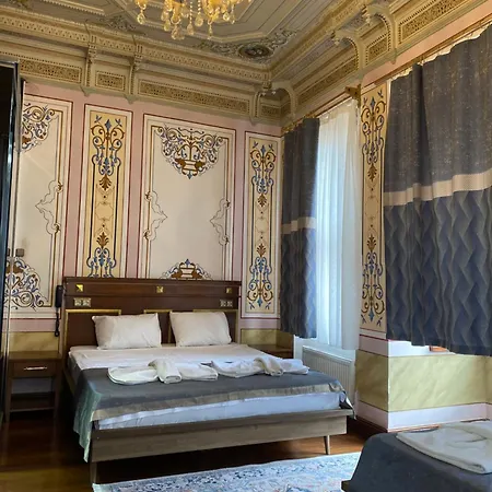 Hotel Valeria Antique 1892 *